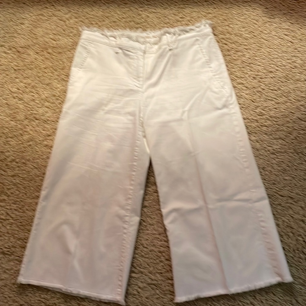 Cropped wide leg white denim jeans